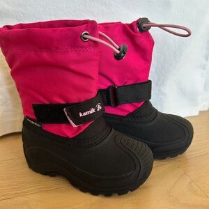 Kamik Fuchsia and Black Snow Boots